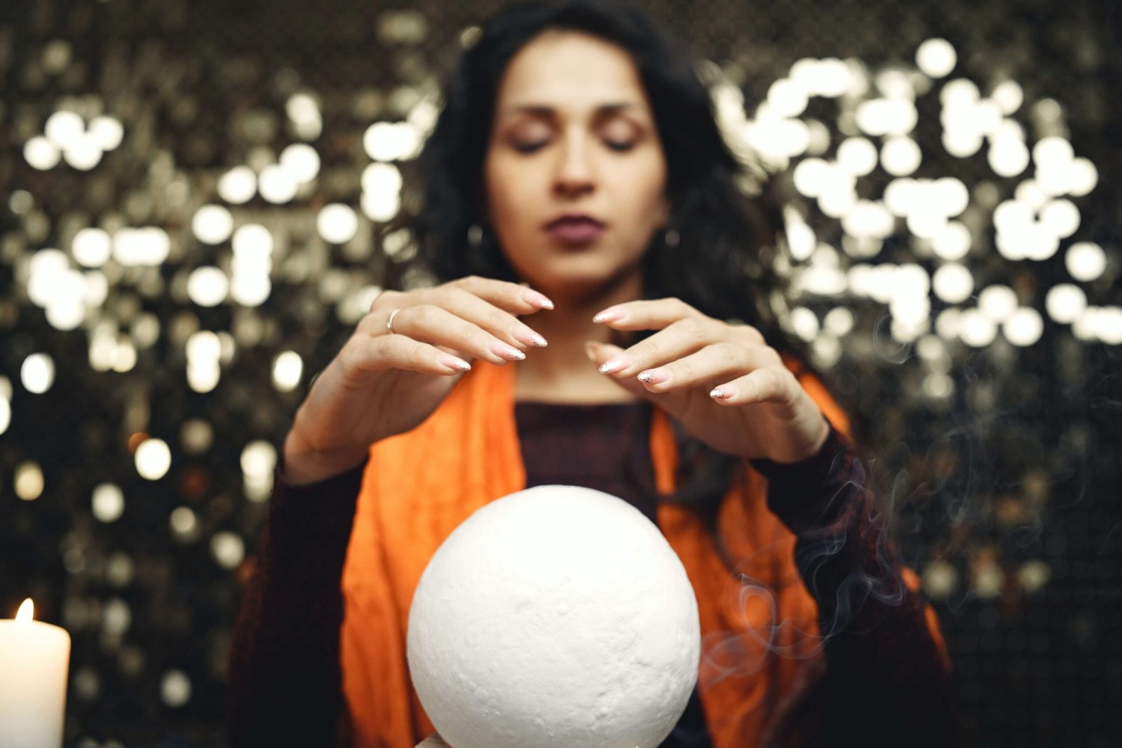 What is the definition of clairvoyant? Defining Its Extraordinary Abilities